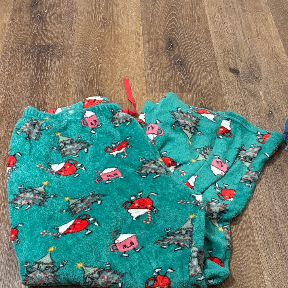 Festive Teal Women's Pajama Set